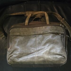 Elegant Olive Green Leather Laptop Bag